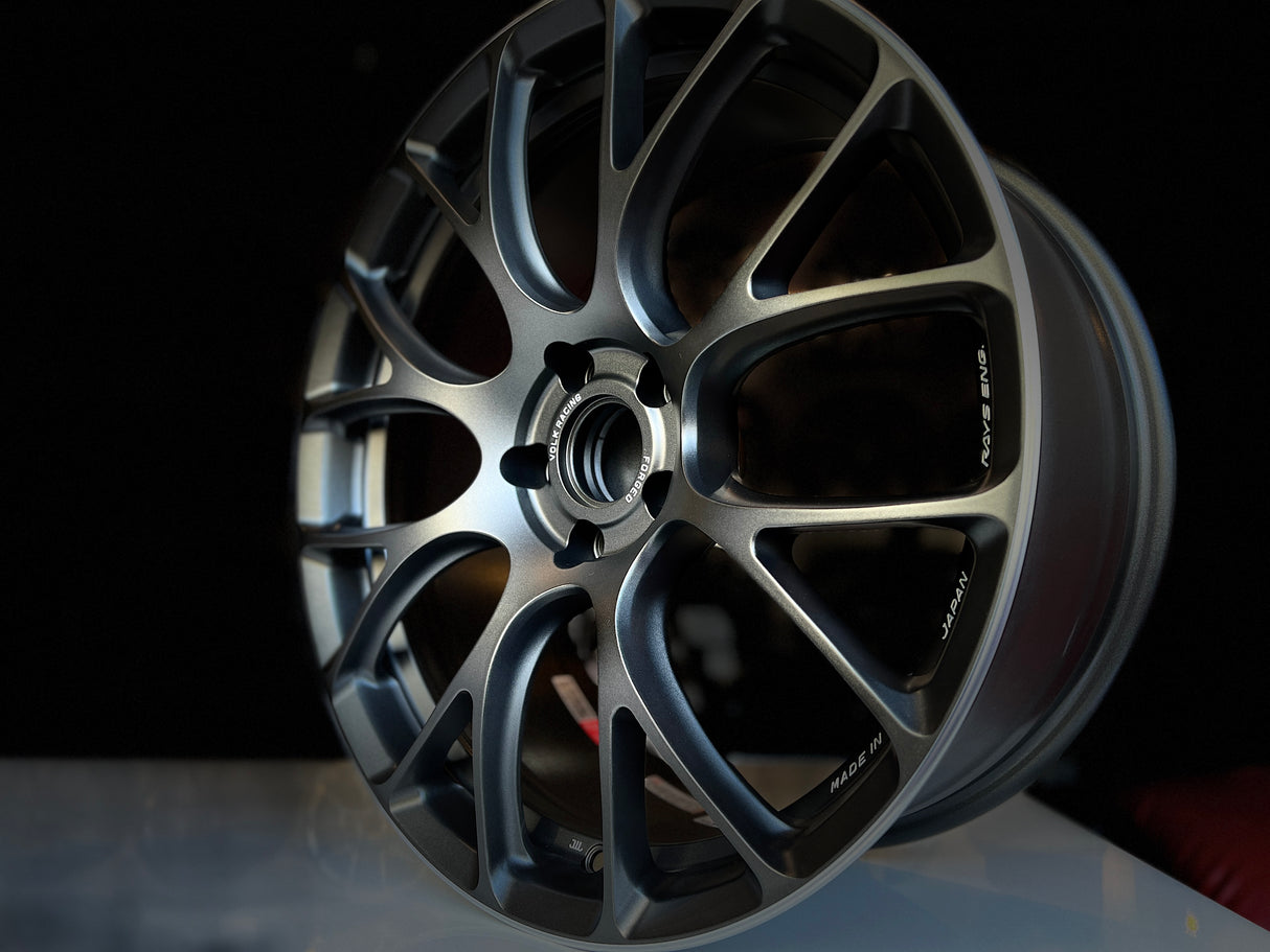 【在庫限り!1台分セット価格】 RAYS G16 19 x 8.5 +38 5/112 Ф66.6〔Matte Gunblack / Rim Edge (DC)〕For A4/S4(B9),Q5(FY)